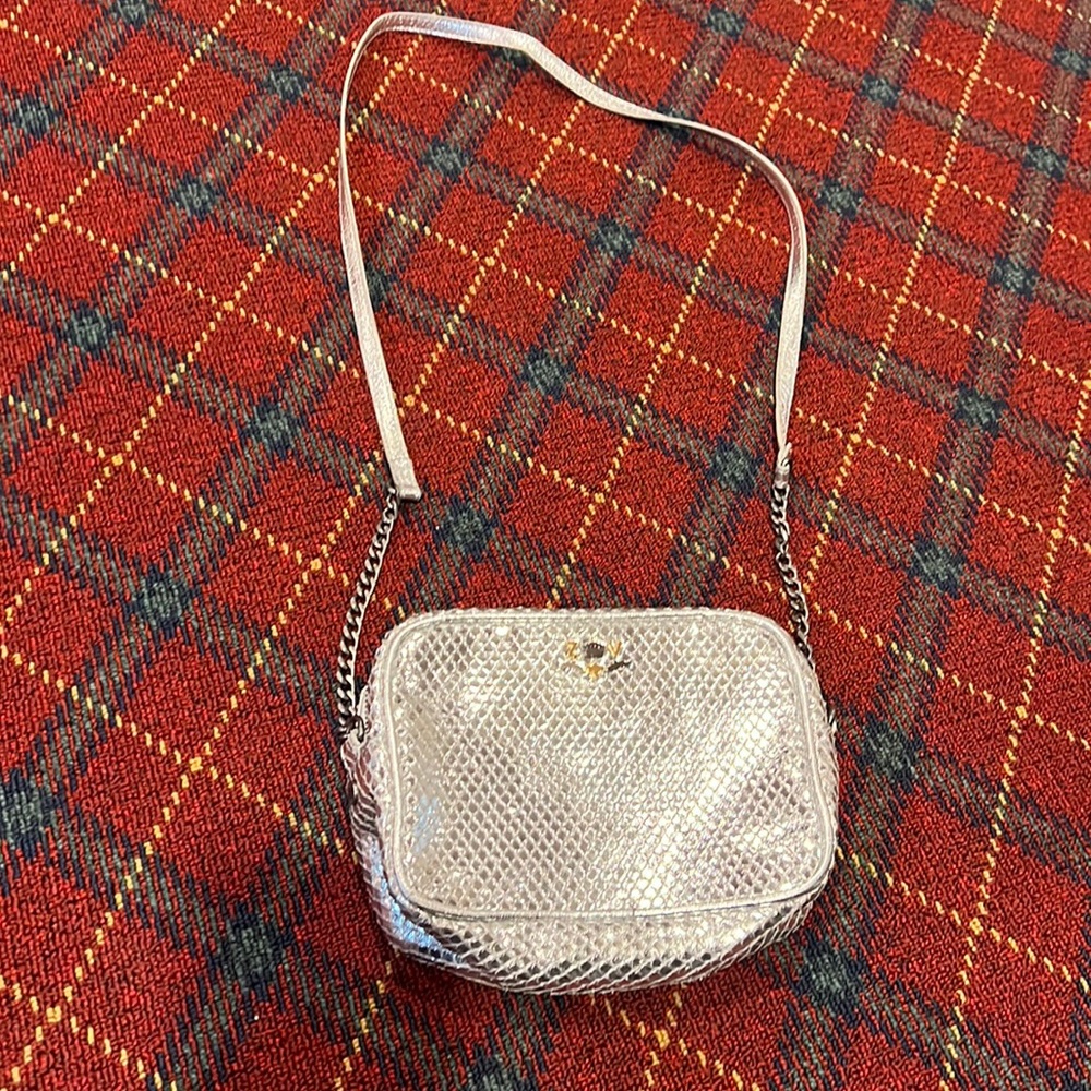 Crossbody bag